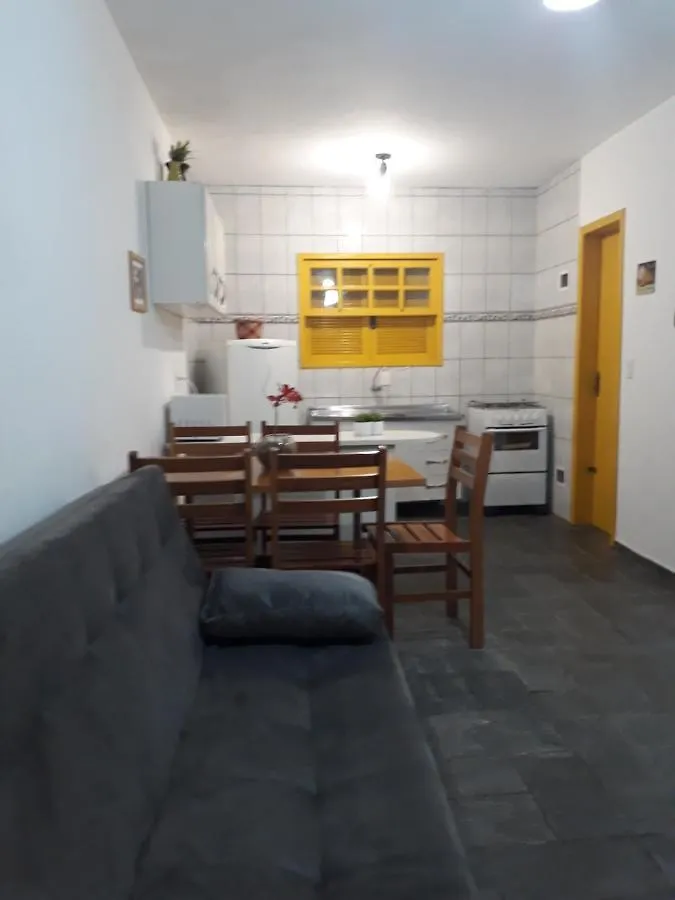 Residencial Colonial Amarelo A 150M Da Praia De Mariscal Aparthotel Bombinhas