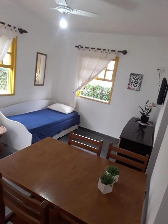 Residencial Colonial Amarelo A 150M Da Praia De Mariscal Aparthotel Bombinhas