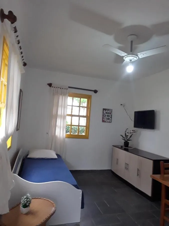 Residencial Colonial Amarelo A 150M Da Praia De Mariscal Aparthotel Bombinhas